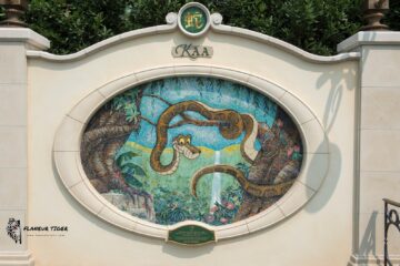 DISNEYLAND_SNAKE