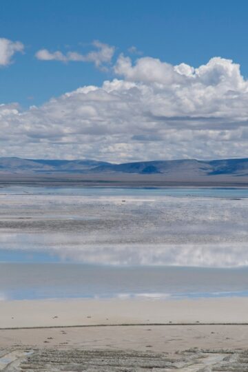 Tibetan_salty_lake