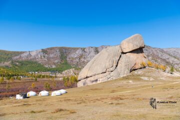 Gorkhi_Terelj_National_Park_turtle_rock