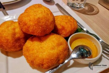 Dawn_Thai_Cuisine_tod_Deep_Fried_Shrimp_Cakes