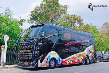 Thailand_tour_bus